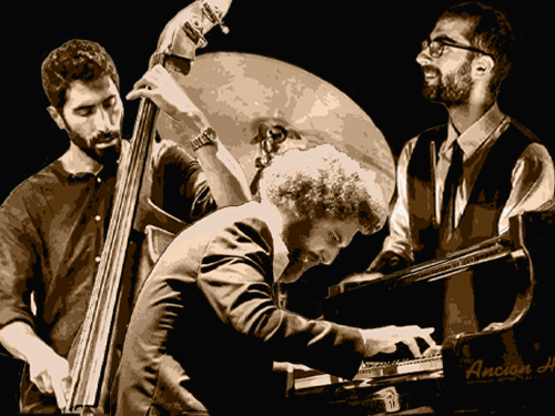 “TASTY STRAIGHT AHEAD” w/ CHIRSTOS YEROLATSITIS . KARLES PEREZ . XAVI CASTILLO